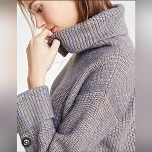 NWOT Cozy Muted Blue & Tan Turtleneck Sweater XL